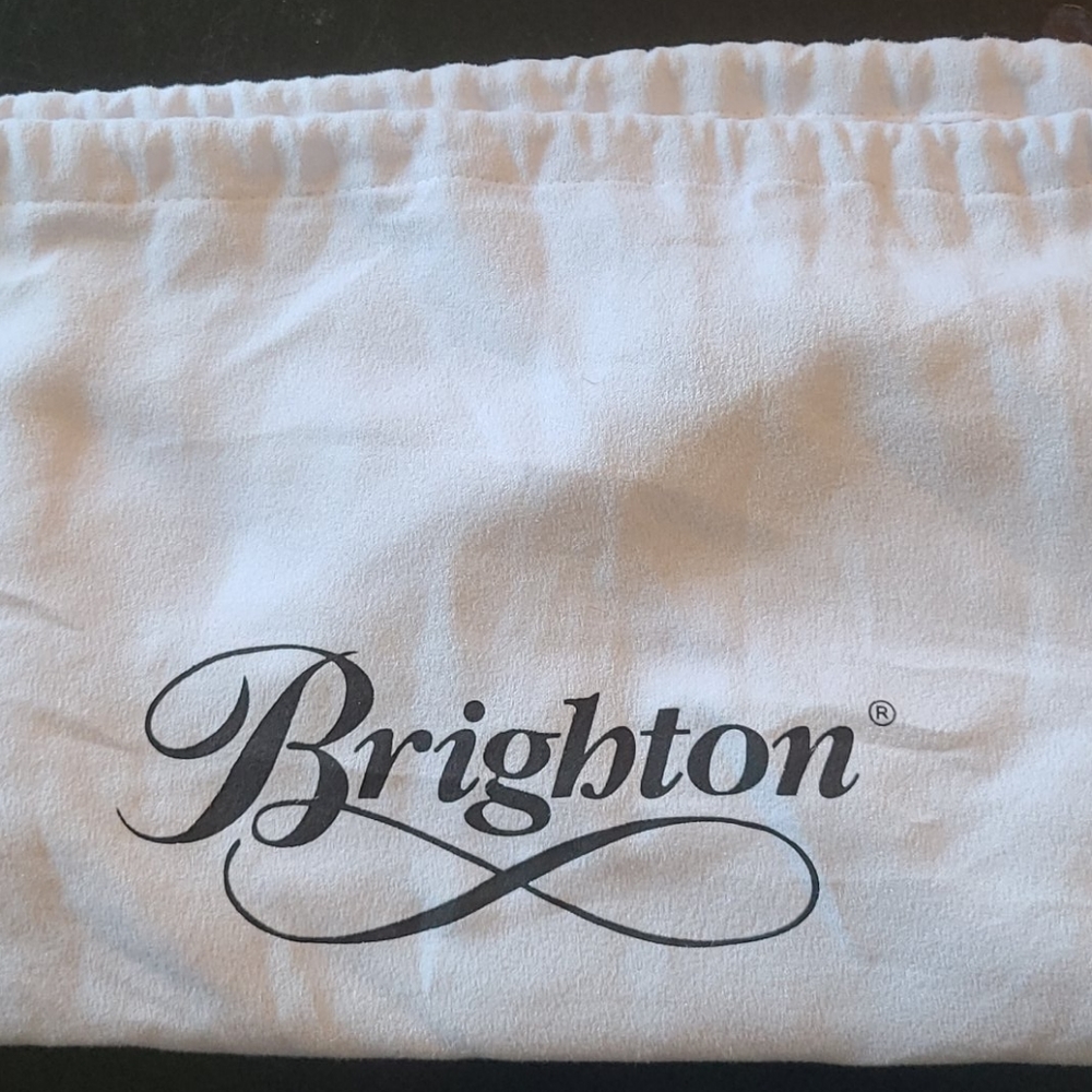 NEW Brighton Go Go Messenger Bag - Picture 10 of 10